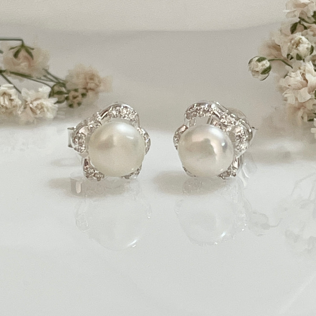 Aretes de Plata Con Perlas Cultivadas 8MM | Nicola Joyería
