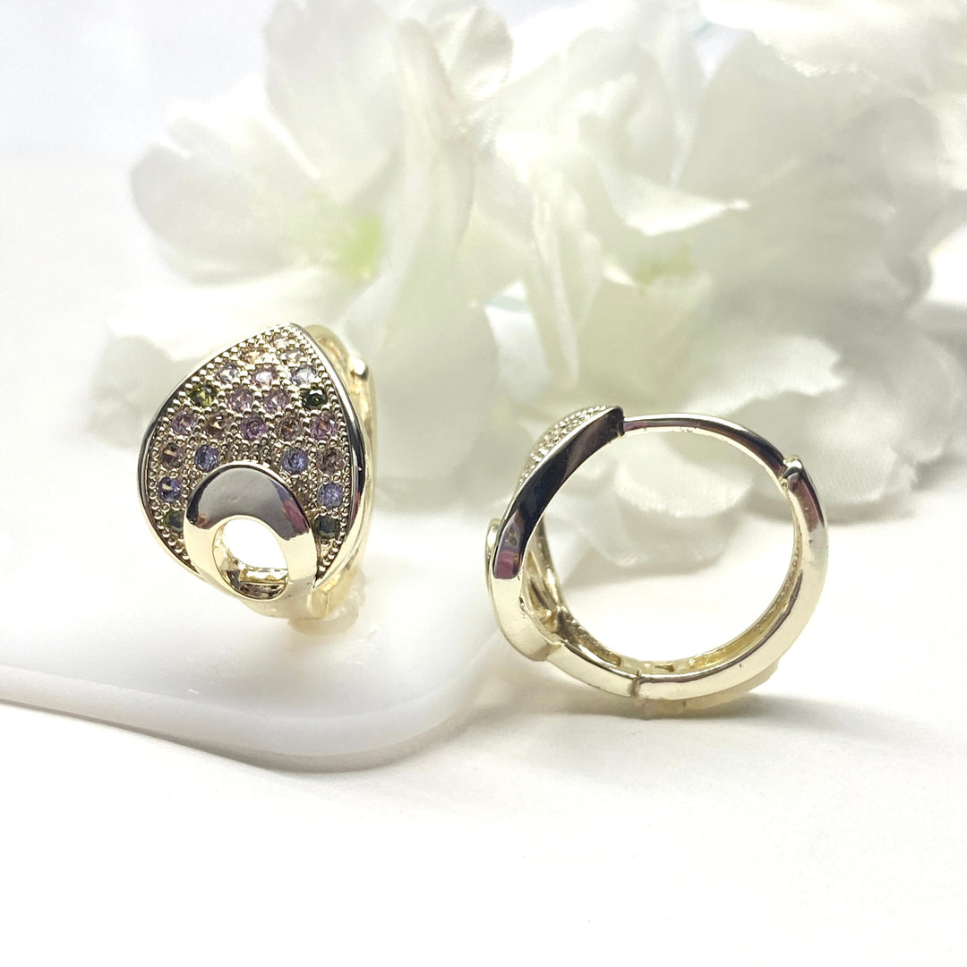 Huggies 💛 Circonias