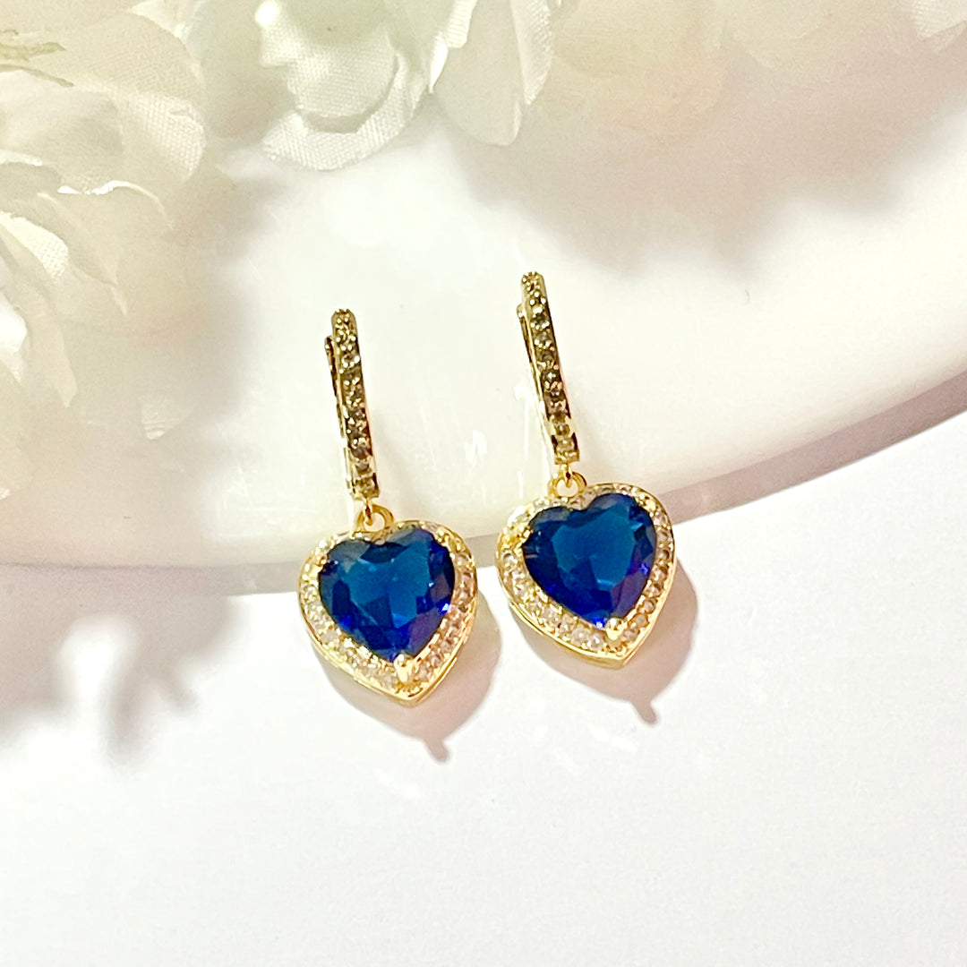Huggies de Acero 💙Corazón Azul | Nicola Joyería 