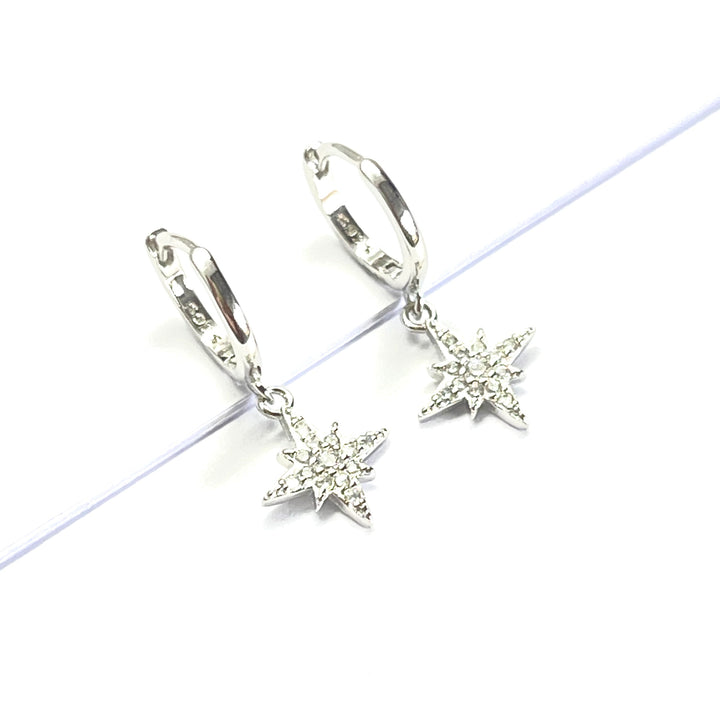 Huggies Plata 💎Estrella Picos / Nicola Joyeria 