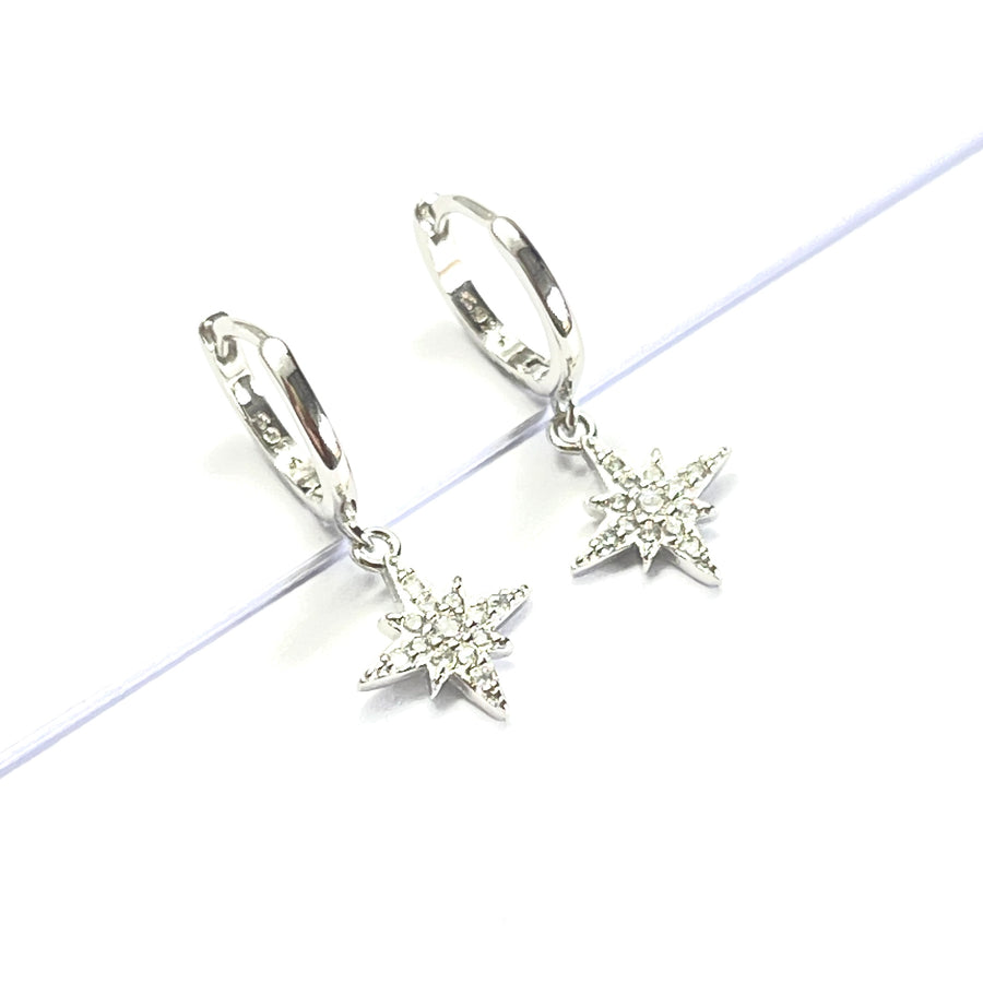 Huggies Plata 💎Estrella Picos / Nicola Joyeria 