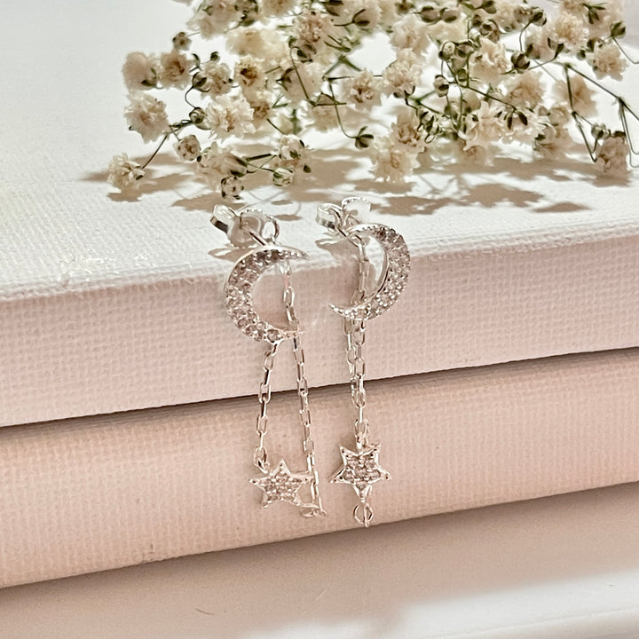 Aretes de Plata Luna y Estrella Circonita Blanca 10MM | Nicola Joyería en Costa Rica