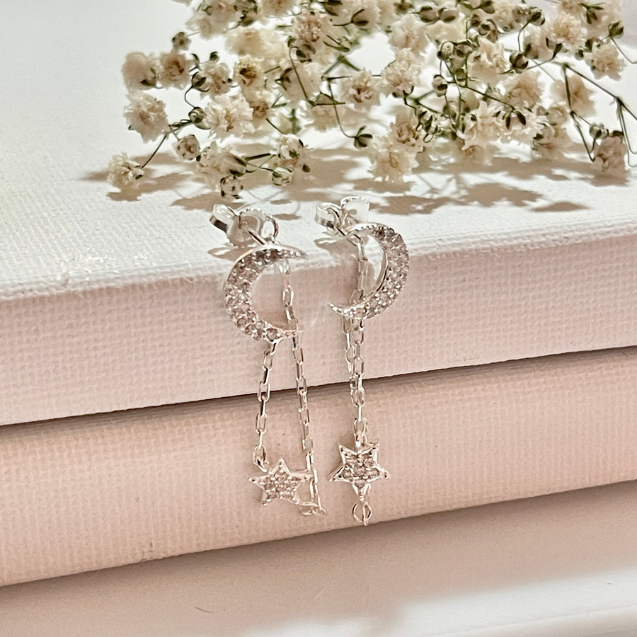 Aretes de Plata Luna y Estrella Circonita Blanca 10MM | Nicola Joyería en Costa Rica