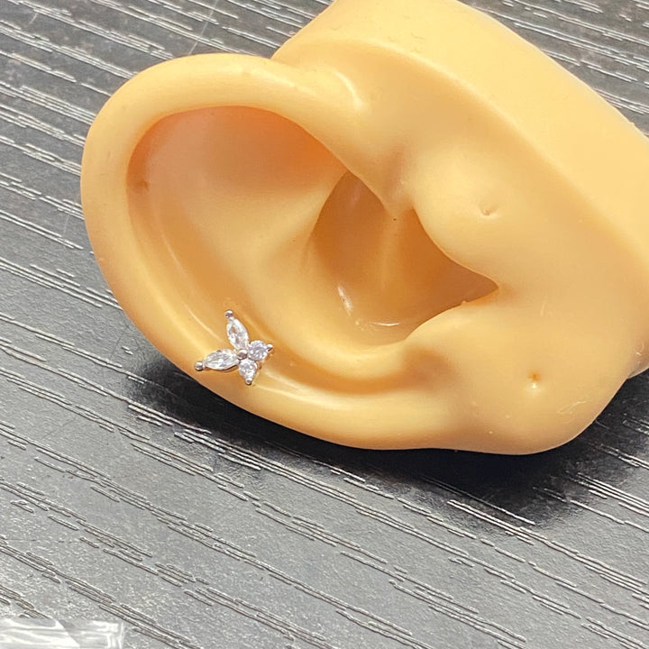 Arete Quirúrgico 🦋Mariposa Plateado| Nicola Joyería