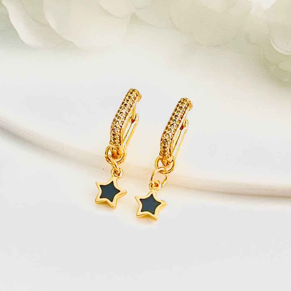 Huggies de Acero 🌟Estrella Negra | Nicola Joyería 