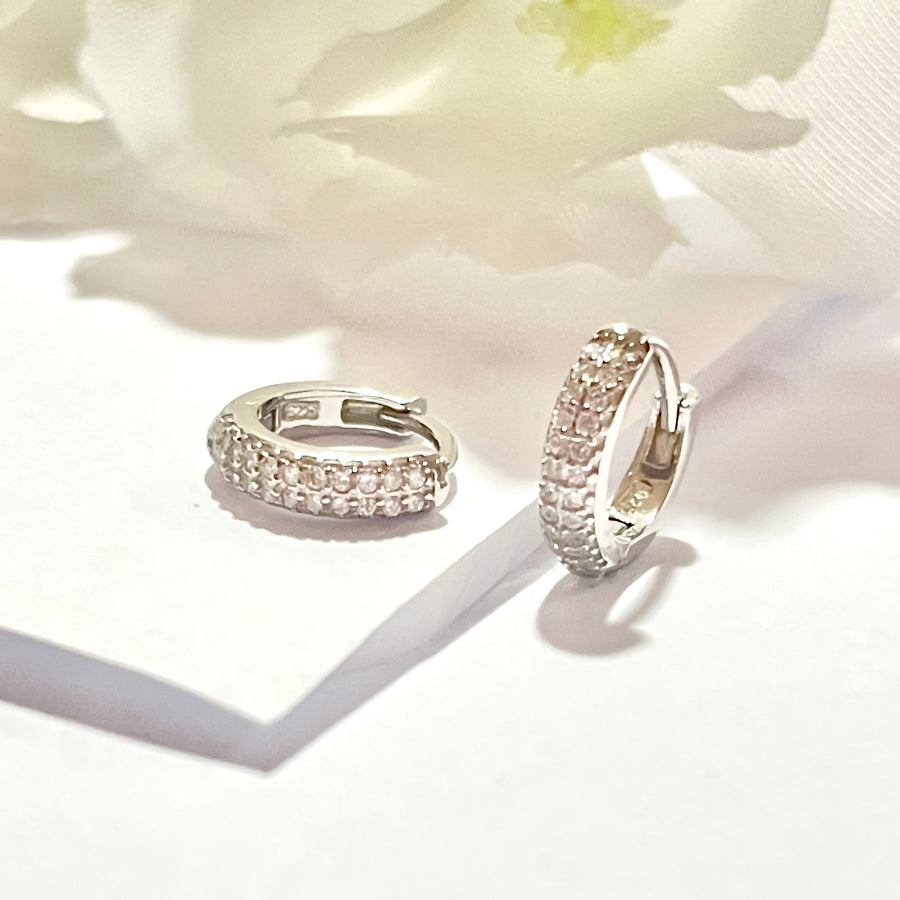 Huggies Plata 💎Brilloso Mini | Nicola Joyería 