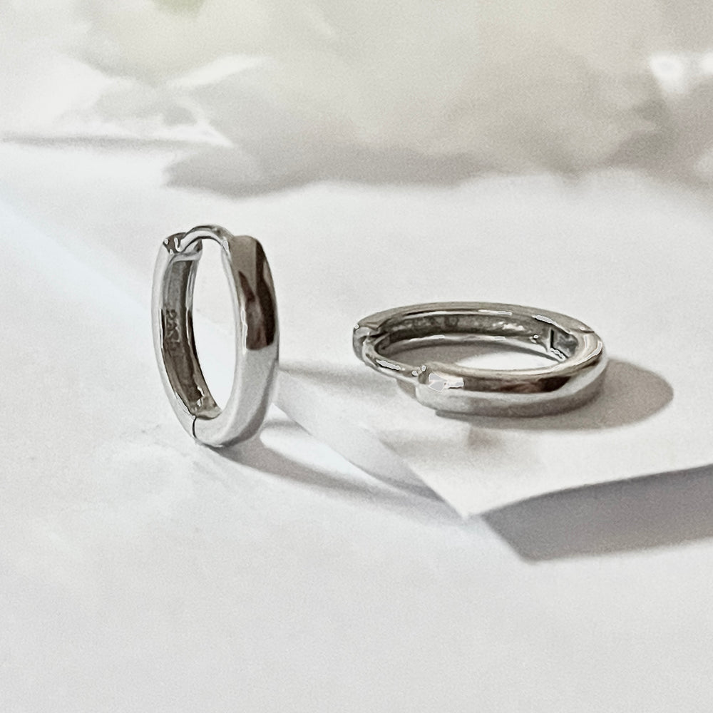 Huggies Plata 💎Lisos Grueso | Nicola Joyeria 