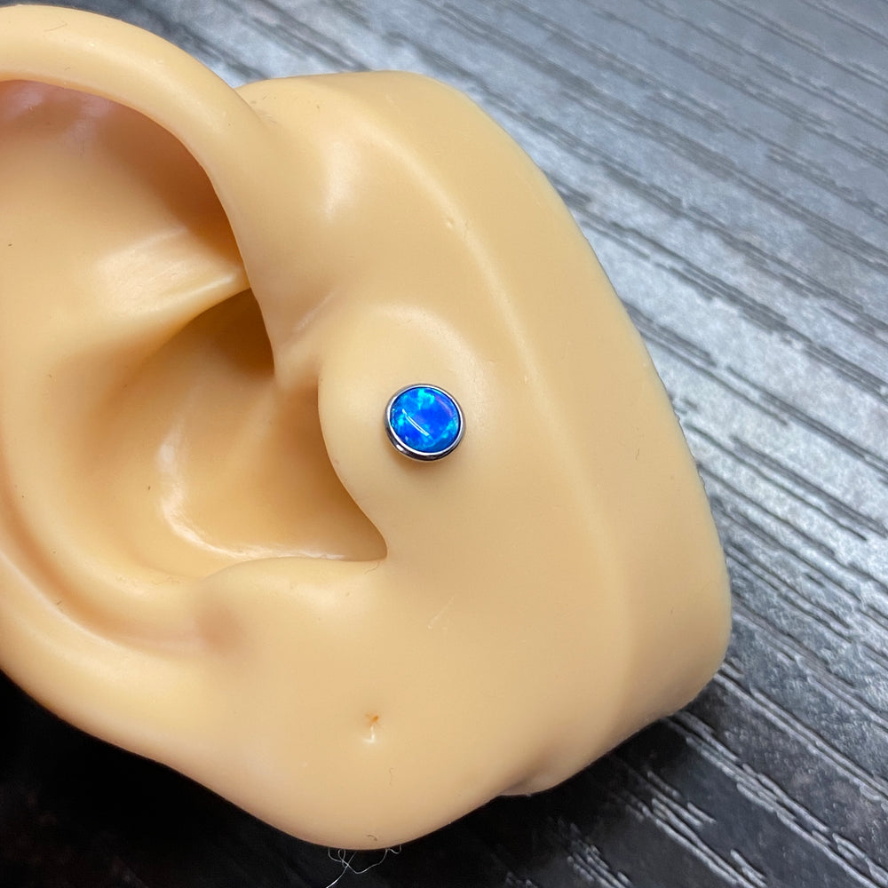 Arete Quirúrgico Opalo Plateado| Nicola Joyería