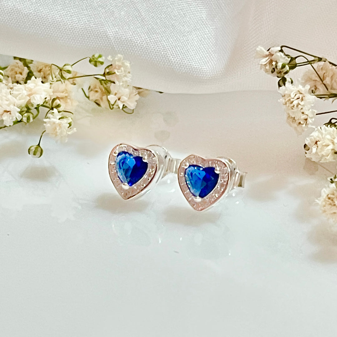 Aretes de Plata Corazones de Circonita Azul | Plata 925 en Costa Rica