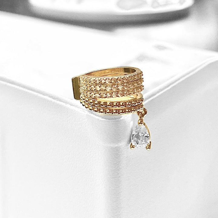 Ear Cuff de Acero Inoxidable Dorado | Nicola Joyería