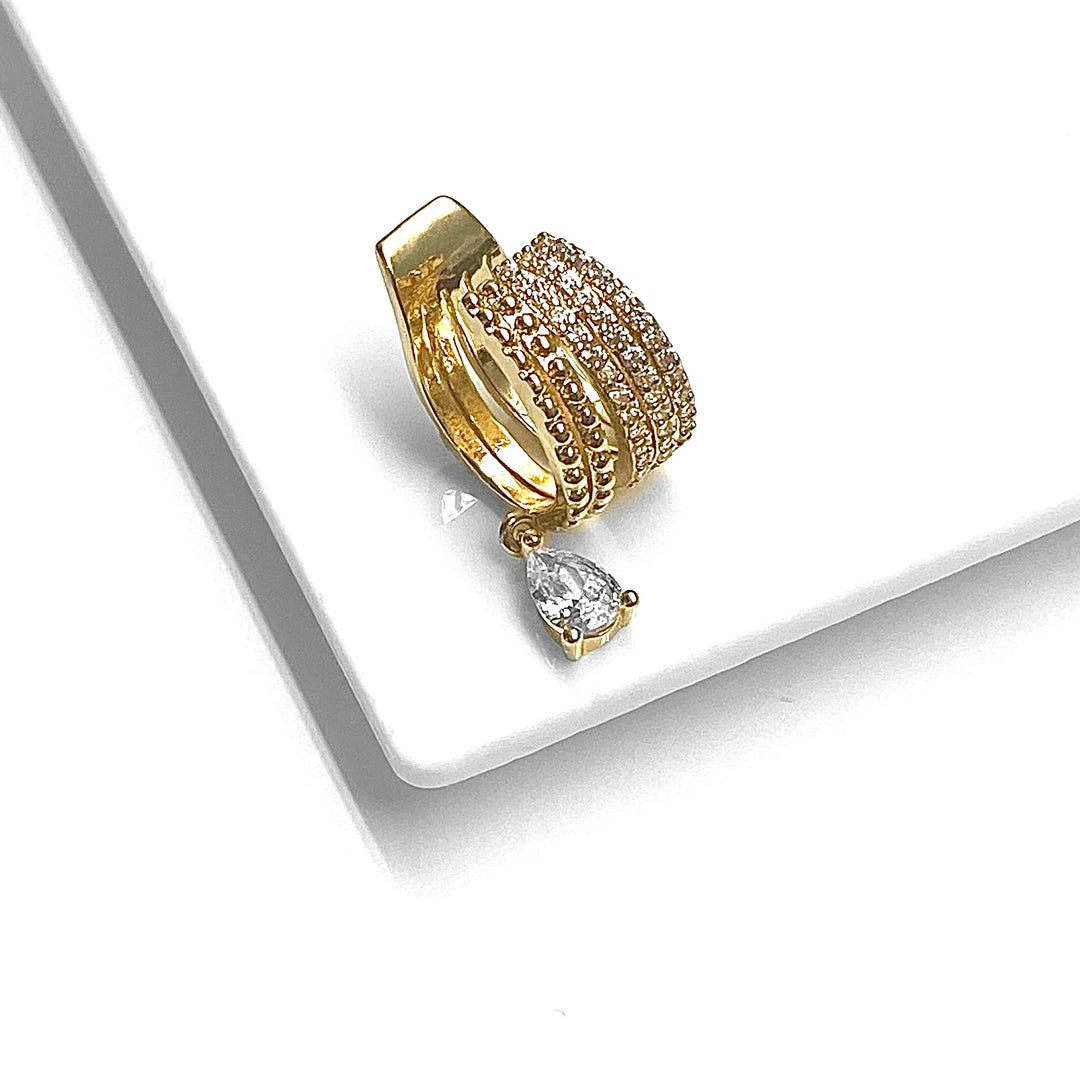 Ear Cuff de Acero Inoxidable Dorado | Nicola Joyería