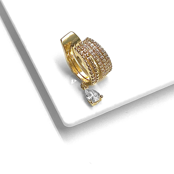 Ear Cuff de Acero Inoxidable Dorado | Nicola Joyería