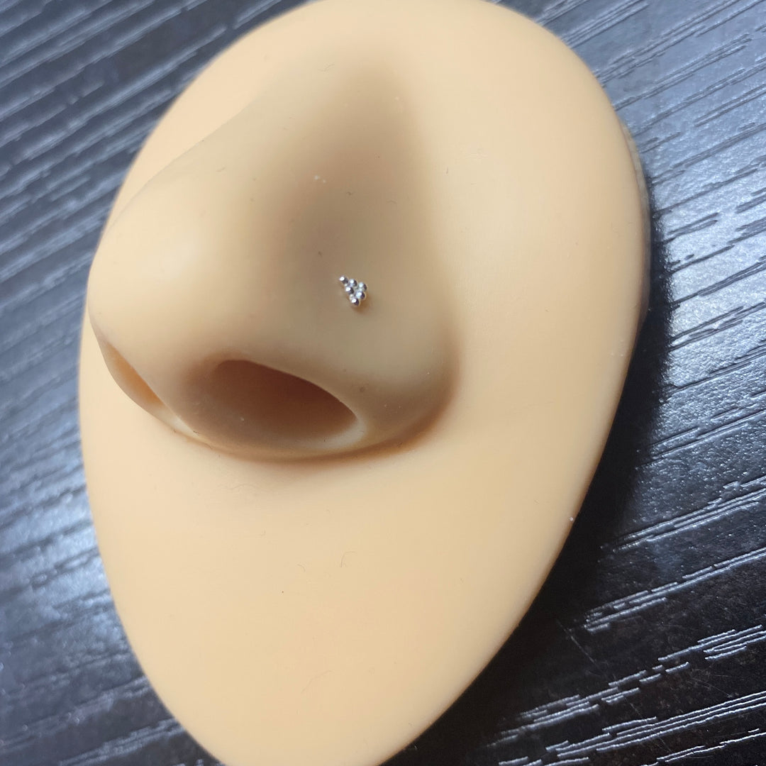 Piercing Recto de Nariz Plata