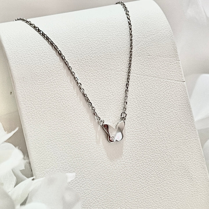 Collar Plata 🦋Mariposa Lisa Pequeña | Nicola Joyería 