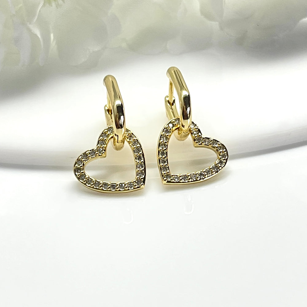 Huggies de Acero 🤍Corazón Grande Blanco| Nicola Joyería 