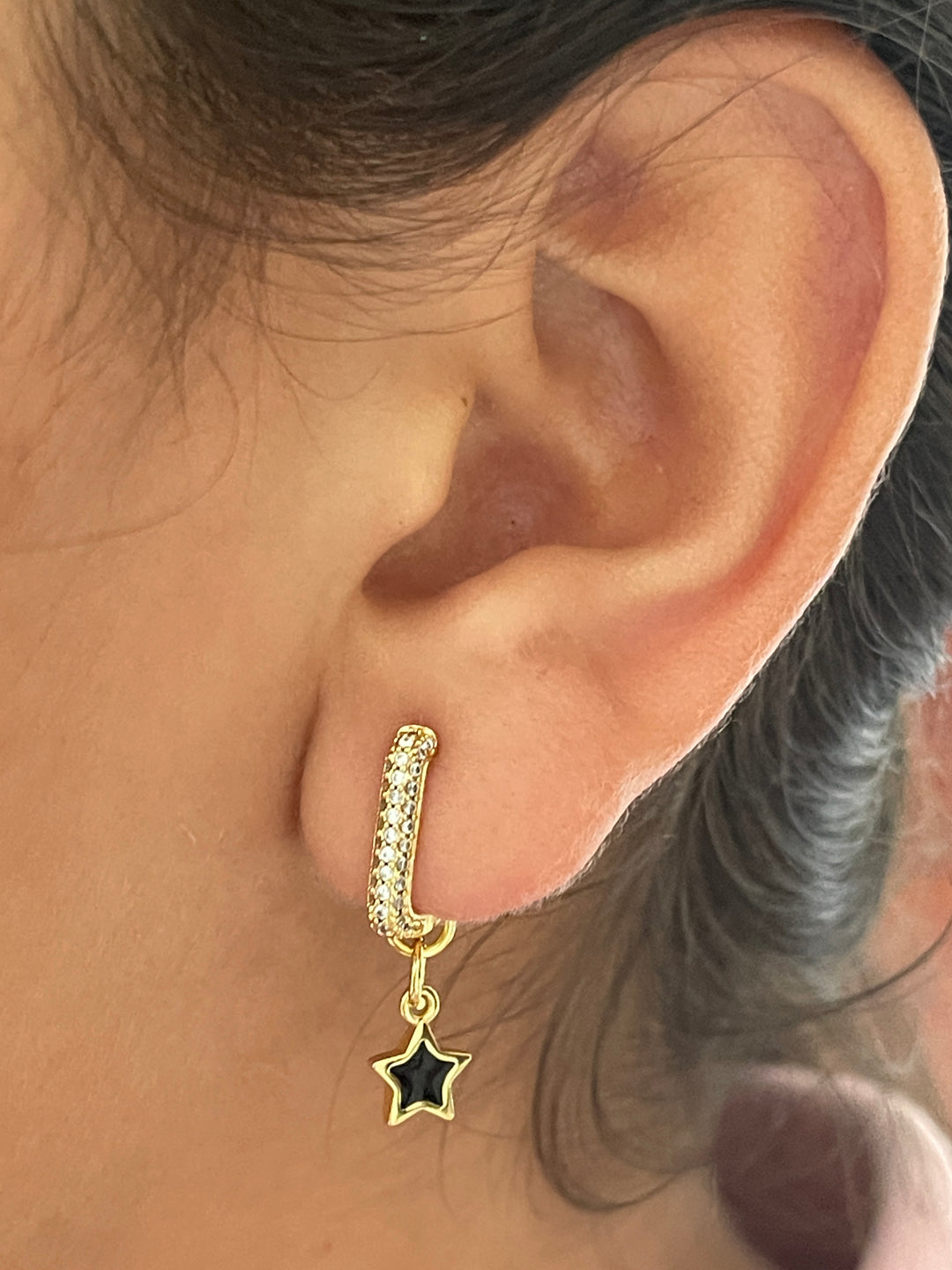 Huggies de Acero 🌟Estrella Negra