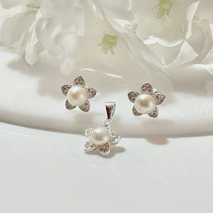 Juego Plata PerlasFlor Cinco Pétalos 🌸 | Nicola Joyería 