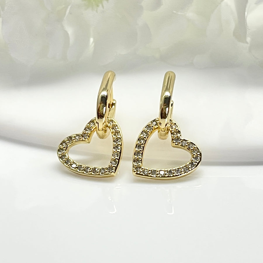 Huggies de Acero 🤍Corazón Grande Blanco| Nicola Joyería 
