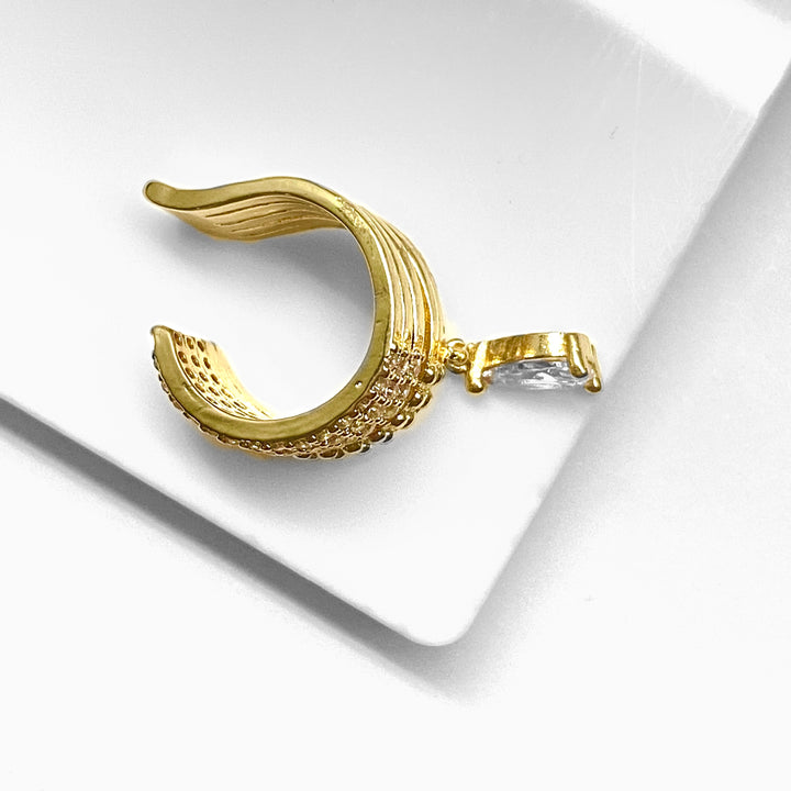 Ear Cuff de Acero Inoxidable Dorado | Nicola Joyería