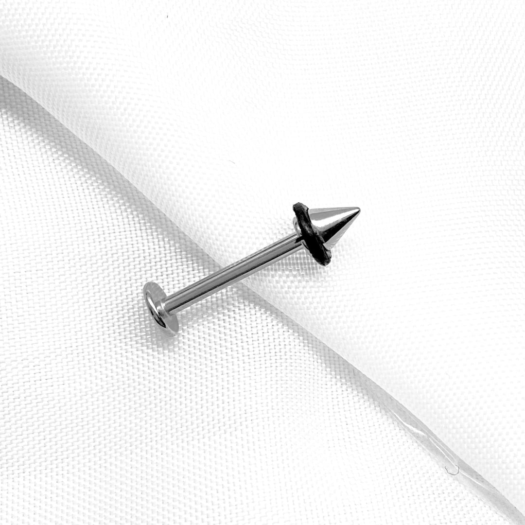 Labret Plateado Pico - Nicola Joyeria